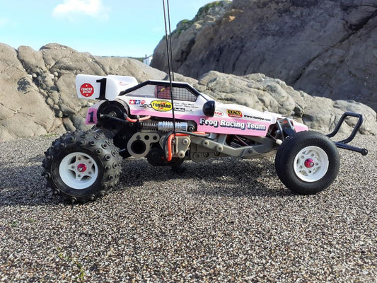 Let's hear about your #VintageRC #RacingMemories! Starting with the classic #Tamiya Frog buggy: did you race this back in the day? What were your first races like? What hacks did you try to make it work? How would you compare it to a modern racer? And do
