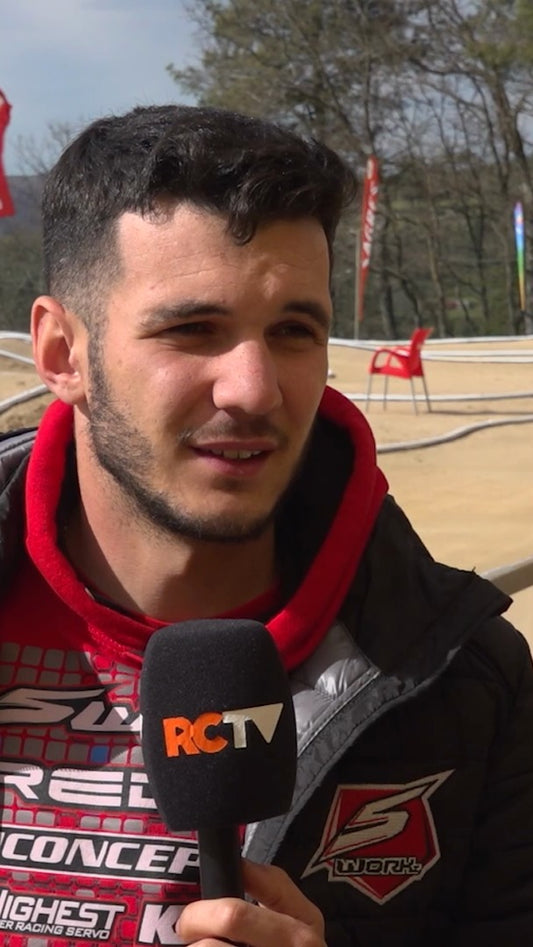 #RCRacersWantToKnow Do the big-name EU racers want US racers to challenge on European soil? 👀
Watch the full video here https://youtu.be/ASPlWL-uuZ8
#RCRacersWantToKnow #rcracing #rcbuggy