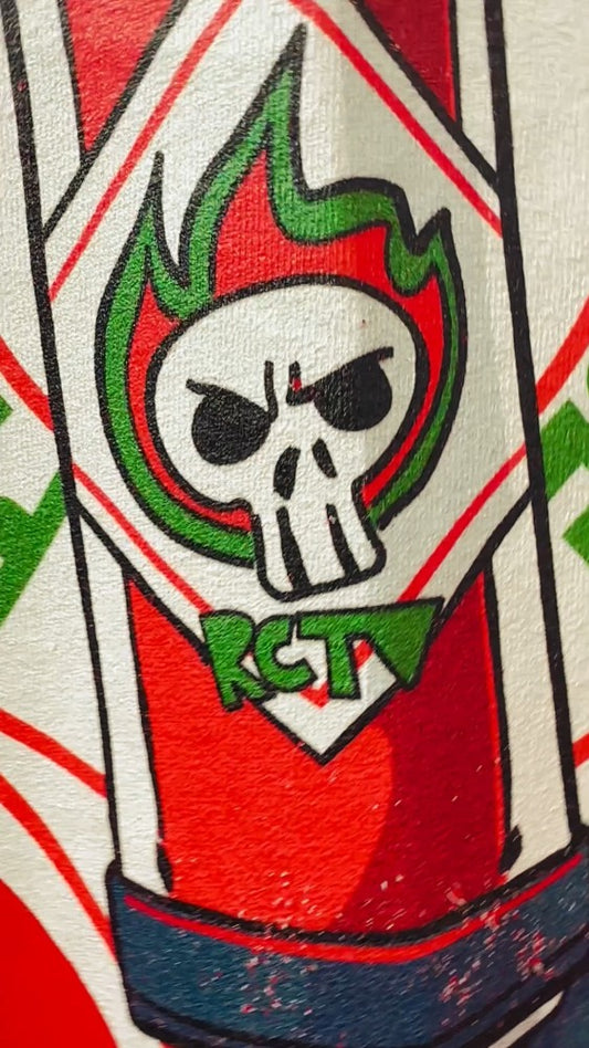 Have you got your Pit Lane Hot Sauce gear? Today is your LAST CHANCE to get 13% off either of the shirt designs AND the awesome label poster!! Use the SPOOKY13 discount code 👻 at www.rcracingtv.com/collections to get 13% off - this offer ENDS TONIGHT!!!