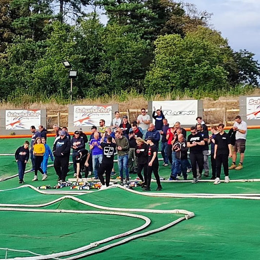 We can't leave out yesterday's 6 hours of Electric Buggy endurance racing! What amazingly close racing all the way to the end! 

If you can donate to the Karl Jackson Foundation, search for 'Karl Jackson' on gofundme.com

Thank you again to J5 Racing, Her